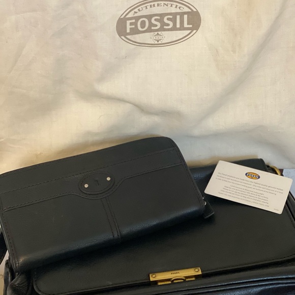 Fossil Bags Fossil Messenger Bag With Wallet Poshmark